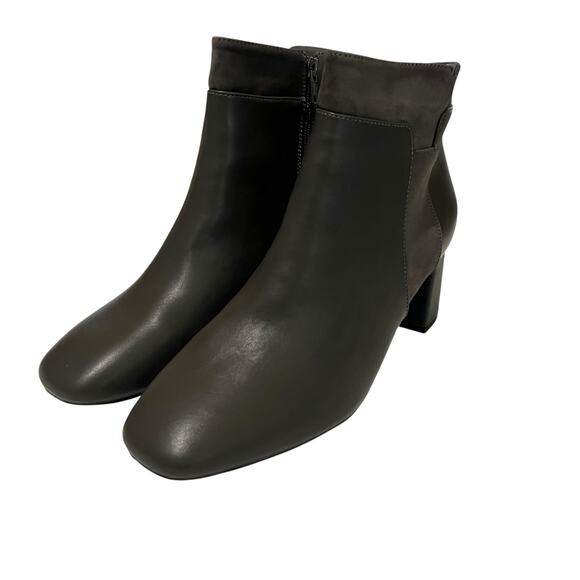 Bell Vita Women's Medley Boots Bootie 12 Gray Suede Elegant Luxury Fall NIB - Picture 2 of 8